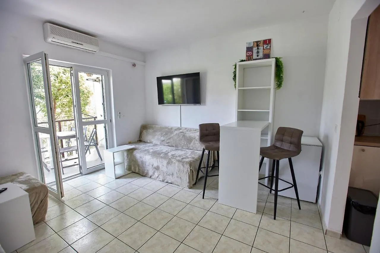 L&L Apartment Okrug Gornji
