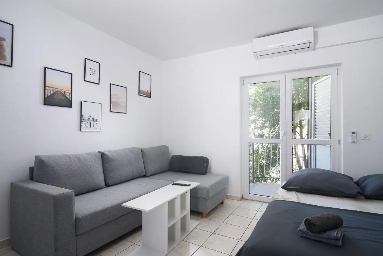 L&L Apartment Okrug Gornji Croatia
