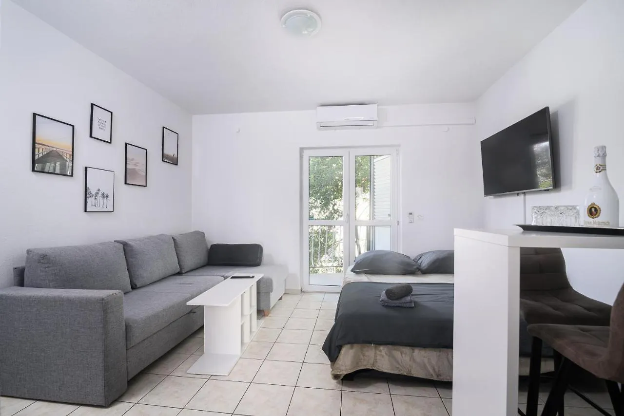 L&L Apartment Okrug Gornji